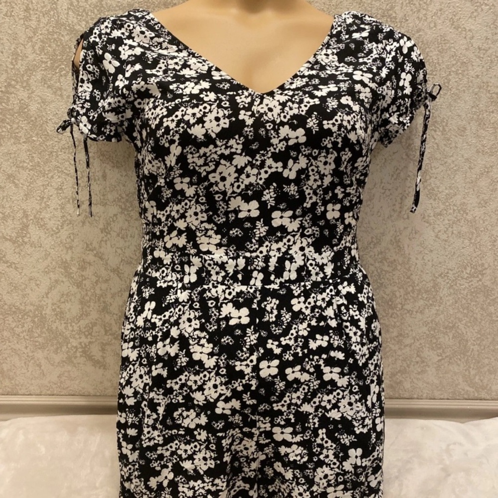 Express Black and White Floral Romper